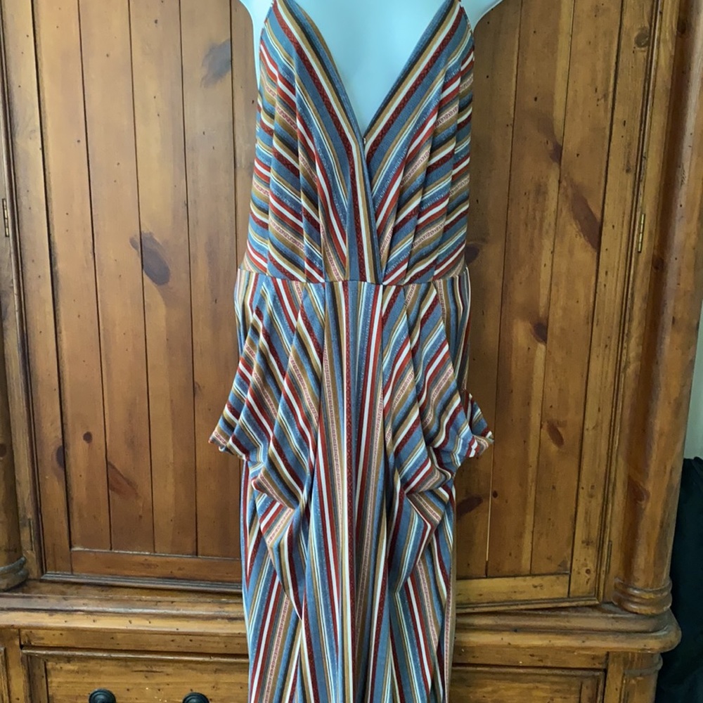 NEW BCBG dress with pockets Spaghetti straps